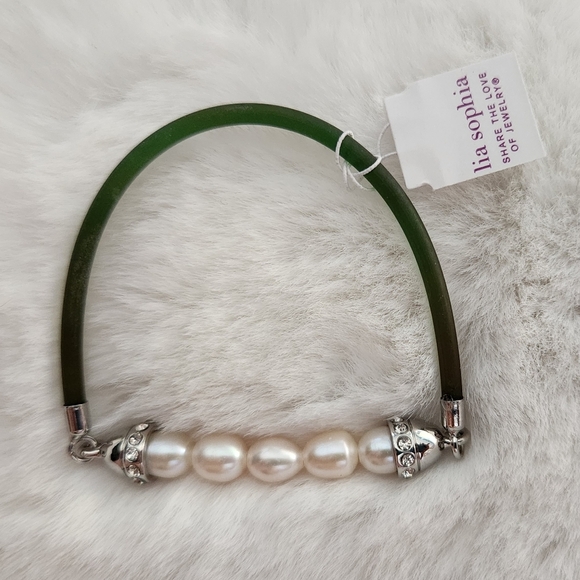 NWT Lia Sophia Green cut crystal and Pearl bracelet - Picture 6 of 9